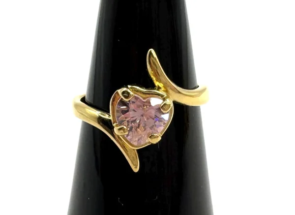 Vtg Gold Tone COP 1992 Castings On Parade Pink Heart Crystal Ring Sz 5 - Image 2