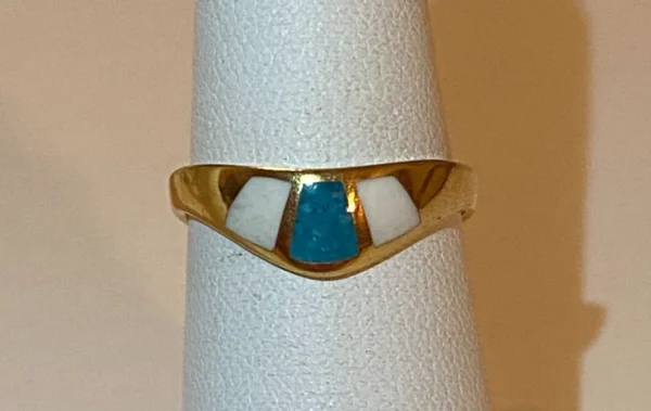 Vtg Gold Tone COP 1989 Castings On Parade Enamel & Inlaid Turquoise Ring Sz 7 - Image 3