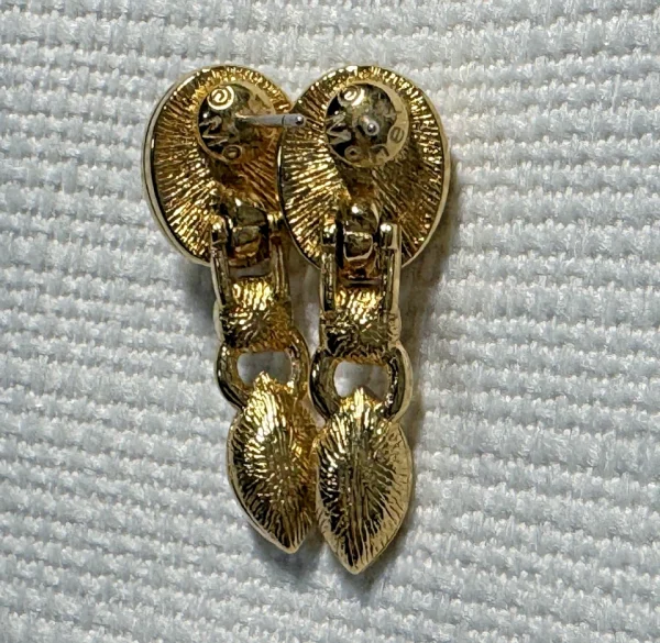 Vtg MONET Faux Pearl Cabachon & Rhinestones Gold Tone Classic Earrings Pierced
