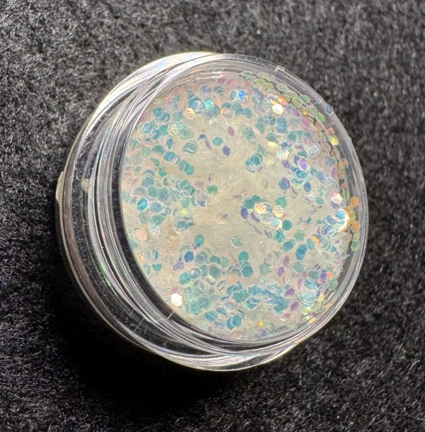 Diamond Dust 1/24" (1mm 0.040") Medium Glitter (1 oz) - Image 2