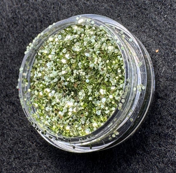 Serpentine 1/40" (0.6mm, 0.025") Fine Glitter (1 oz) - Image 3